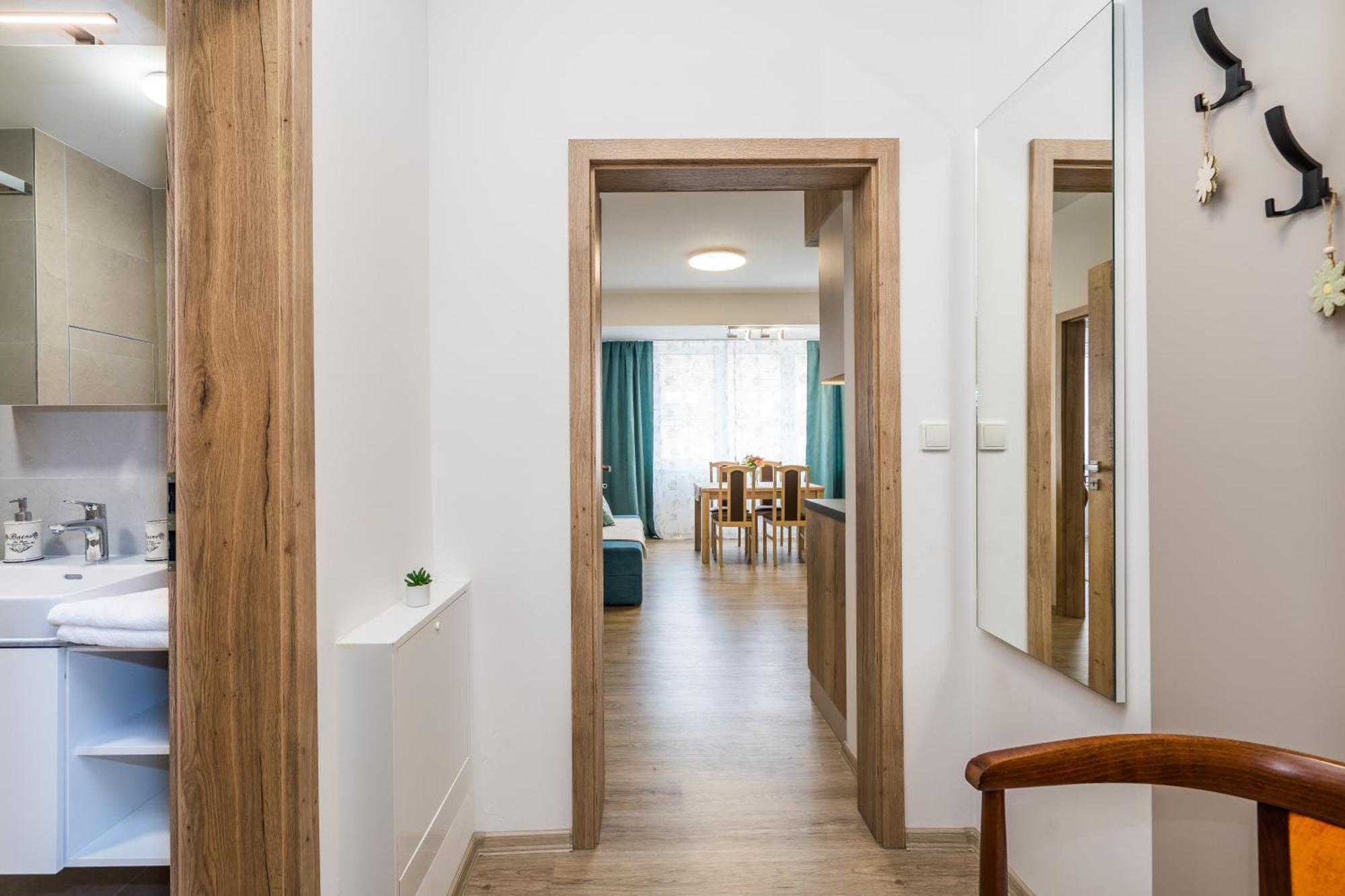 Perla Hradce 302 Apartment Hradec Kralove Bagian luar foto
