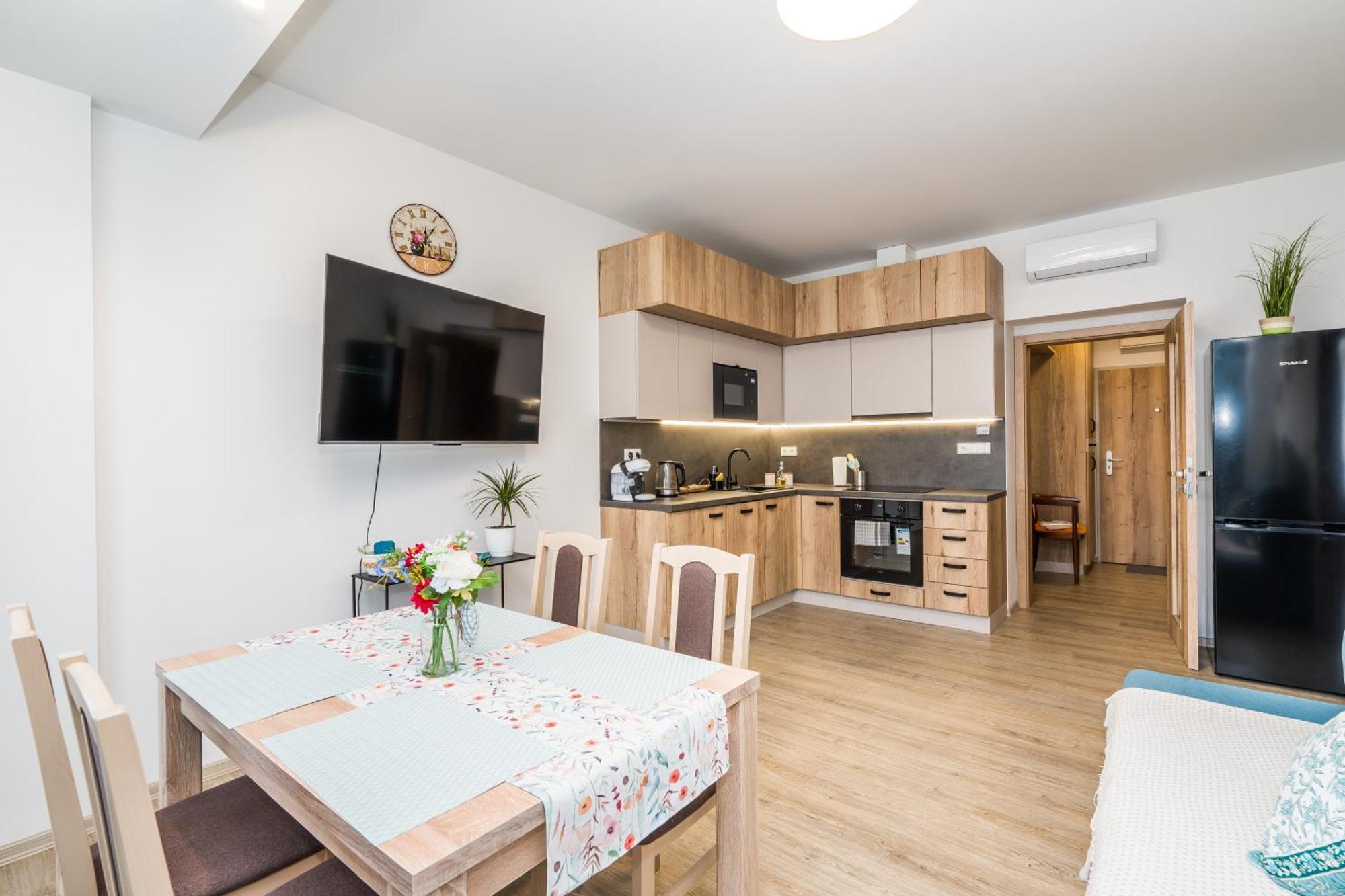 Perla Hradce 302 Apartment Hradec Kralove Bagian luar foto